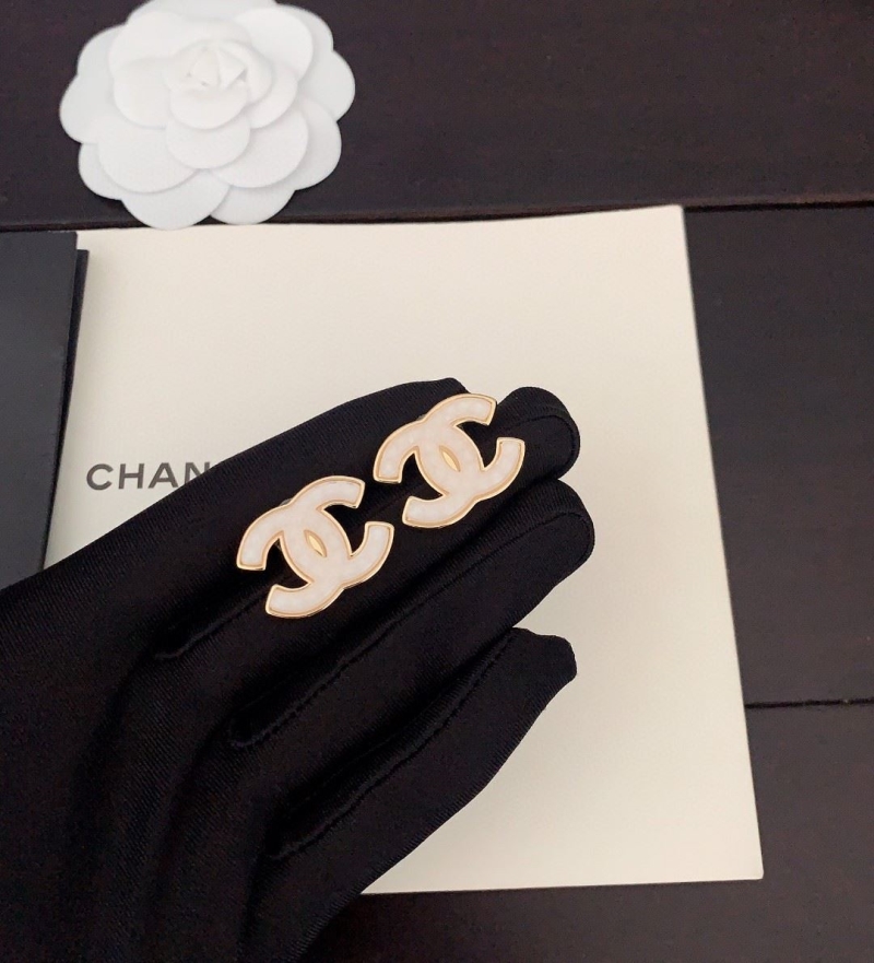 Ch**el earrings